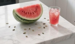 吃瓜有什么风险,揭秘吃瓜背后的潜在风险