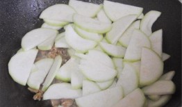 吃蒲瓜的季节,夏季消暑佳品蒲瓜的丰收季节