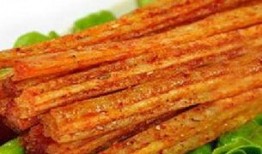 瓜兮兮吃辣条,瓜兮兮的美食探险之旅