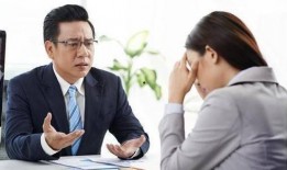 职场吃瓜老板,老板的“吃瓜”真相与职场生存法则