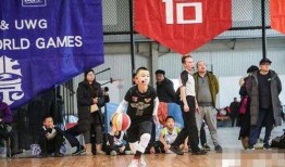 篮球少年吃瓜,揭秘球场背后的趣味故事