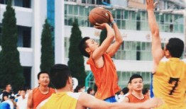 篮球少年吃瓜,揭秘球场背后的趣味故事