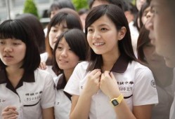 姐妹们吃大瓜了,娱乐圈最新大瓜揭秘！