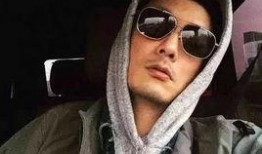 余文乐吃瓜视频,揭秘娱乐圈幕后真相