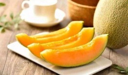 巴西蜜瓜怎么吃,从清新沙拉到甜蜜甜品