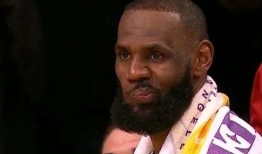 湖人人吃瓜群众