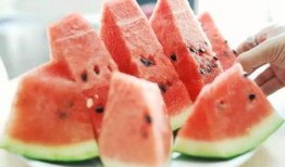 酒店吃瓜事件,一场意外的美食争议