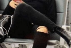 吃瓜坐姿,揭秘夏日消暑的独特姿势