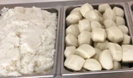 吃瓜少女魏淑芬吃馒头,吃瓜少女的美食之旅